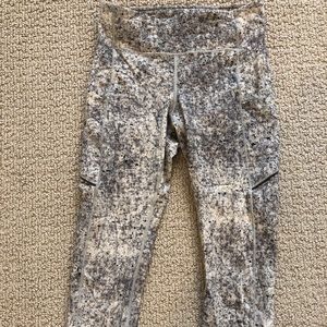 Lululemon cropped leggings